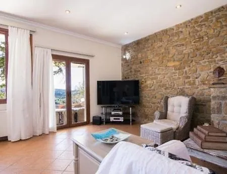 בית נופש Kosta's House Valanio