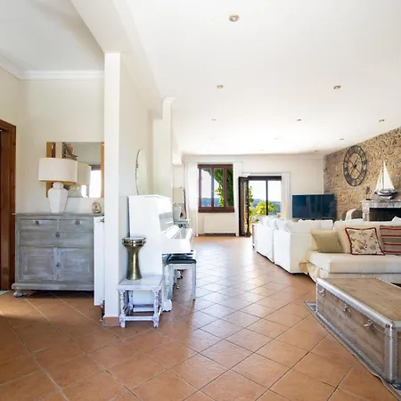 Kosta's House בית נופש Valanio