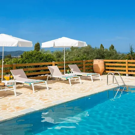 בית נופש Kosta's House *