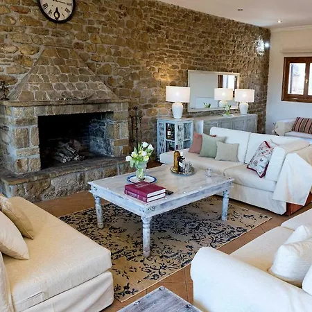 Kosta's House * Valanio