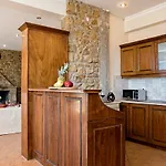 Kosta's House * Valanio