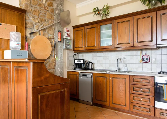 Kosta's House * Valanio